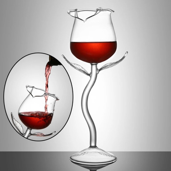 Rose-Shaped Glass Cup for Elegant Drink Serving and Hospitality