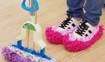 How to Keep Floors Tidy Between Mopping: A Practical Guide to Microfiber Cleaning Slippers