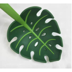 Green Leaf Food Grade Plastic Serving Spoon