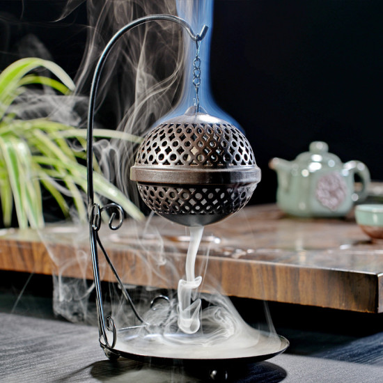 Luxury Hanging Incense Burner – Elegant Metal Bakhoor & Oud Burner for Home and Office