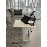 طاولة سرير و كنب