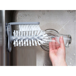 Cups cleaner 
